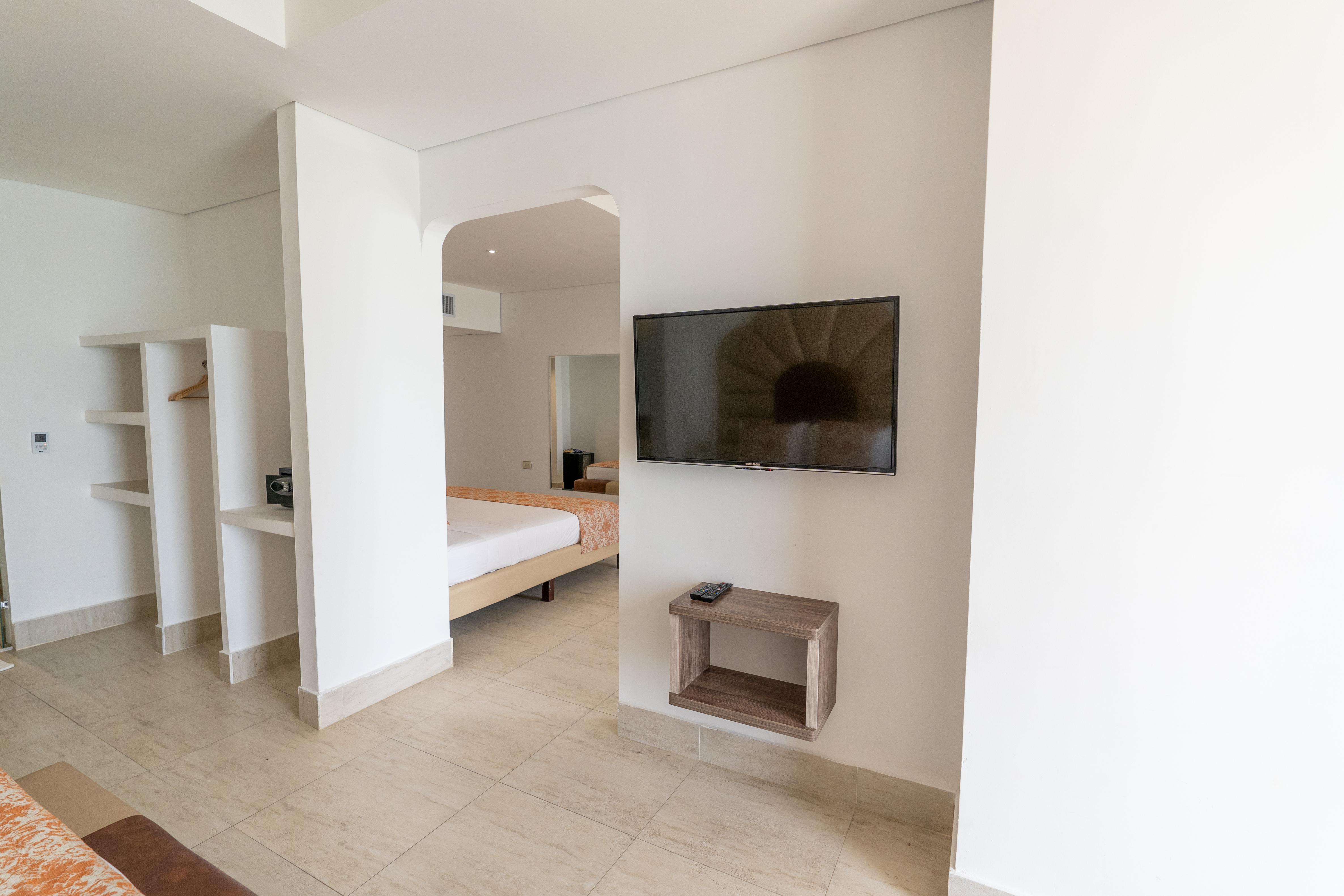Hotel Cartagena Dubai ภายนอก รูปภาพ